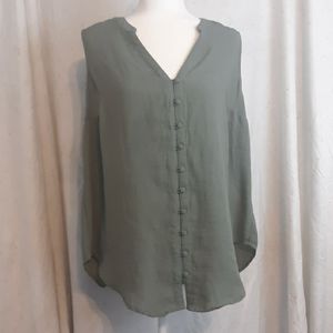 Torrid size 0 sleeveless olive blouse